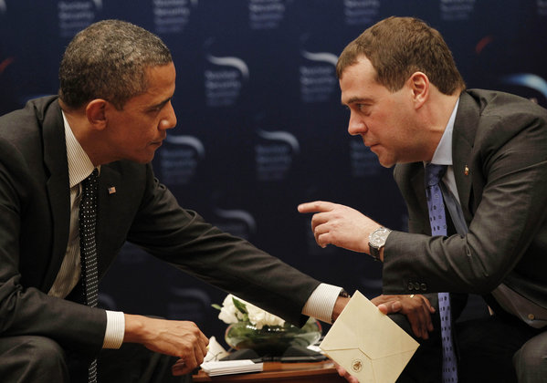 7247-obama-promises-medvedev-more-flexibility.jpg