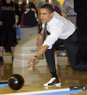 7264-obama-bowling2.jpg