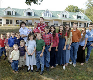 908-duggars.png